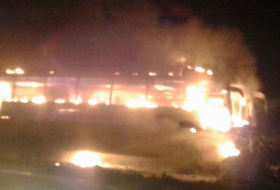 bus rammed to autorikshaw killing 3 villagers torched bus