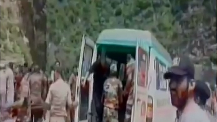 amarnath pilgrim bus accident 11 killed