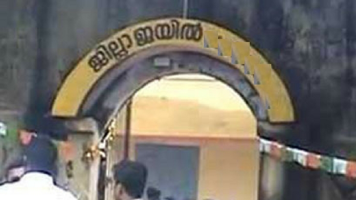 kochi actress attack case scientific examination at kakkanad district jail