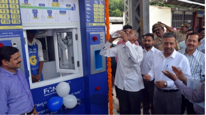 water vending machine in railway station