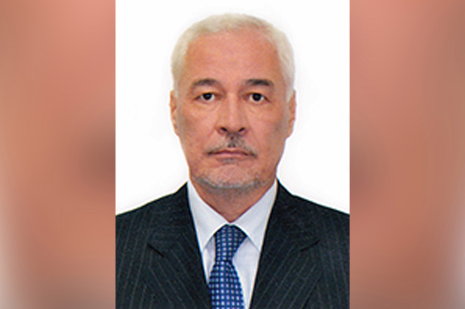 Russian ambassador found dead in swimming pool