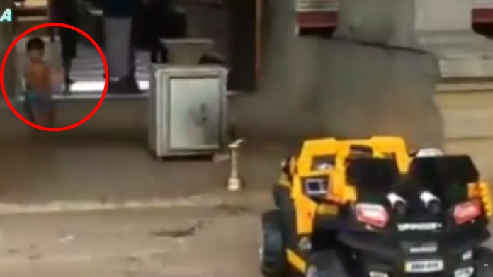 toy car