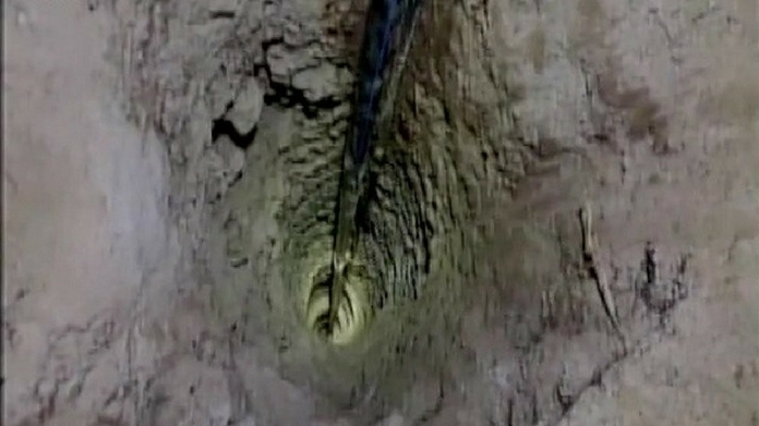 two year old fell into borewell rescued three year old fell in borewell rescued alappuzha borewell accident killed two