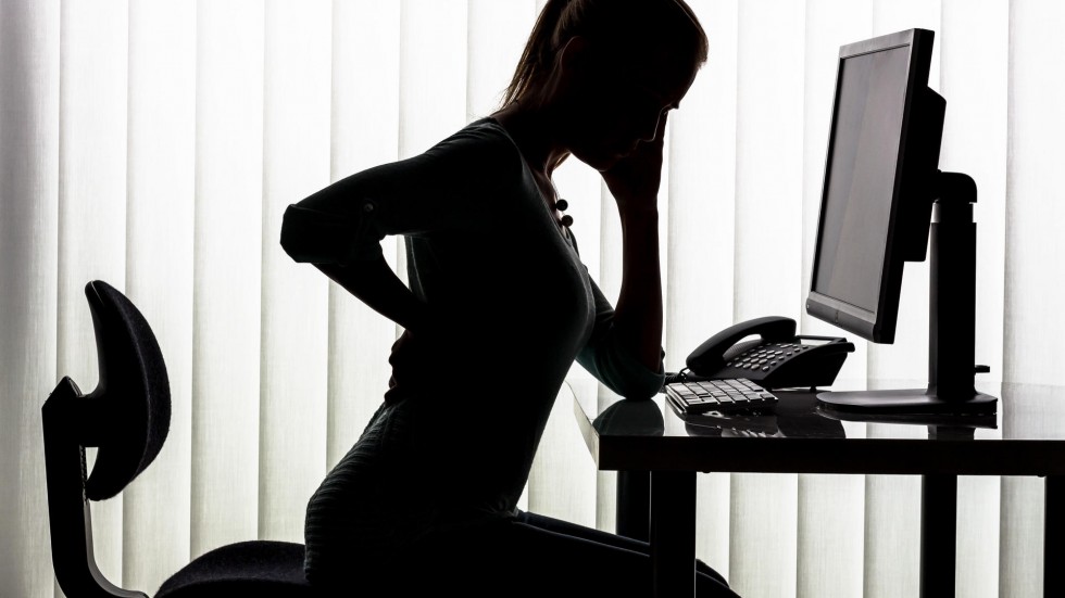 health problems for sititng too long in office desk