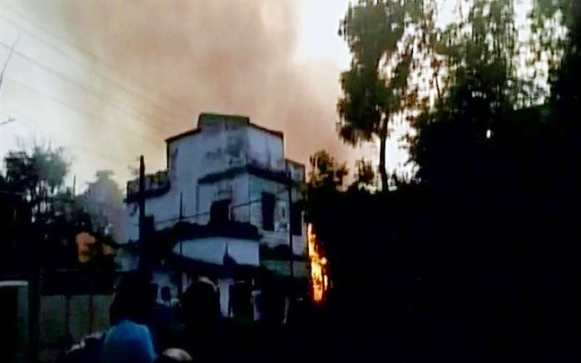 Jharkhand illegal fire factory 8 killed