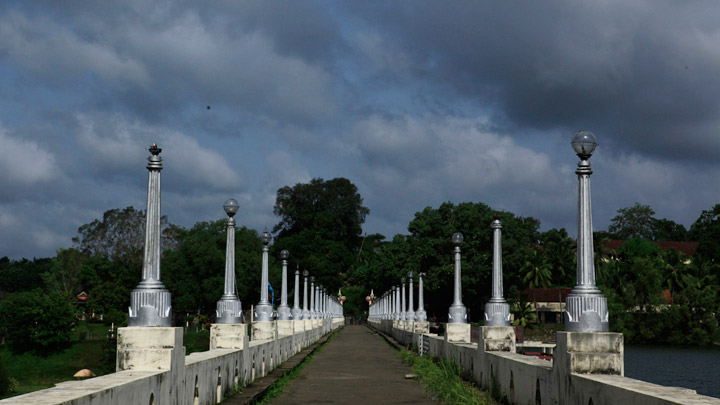 neyyar dam shutter opens at 3pm