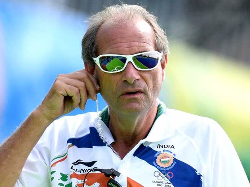indian hockey team coach Roelant oltmans expelled
