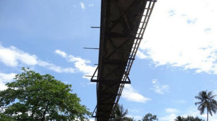 bridge to KMML factory collapsed KMML factory bridge collapsed one killed