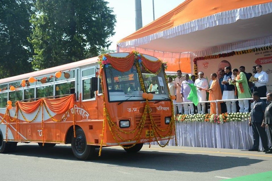 uttar pradesh dips everything in saffron color