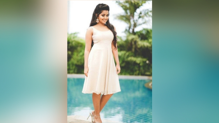 anupama parameswaran photo shoot