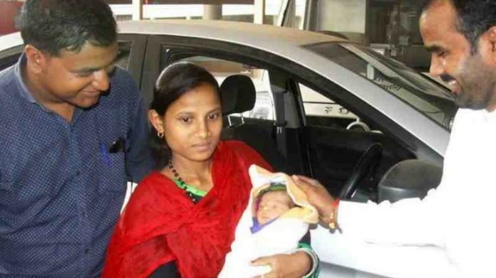 woman gave birth in ola cab