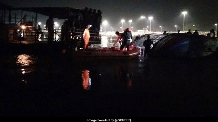 14 killed as tourist boat capsized at Vijayawada