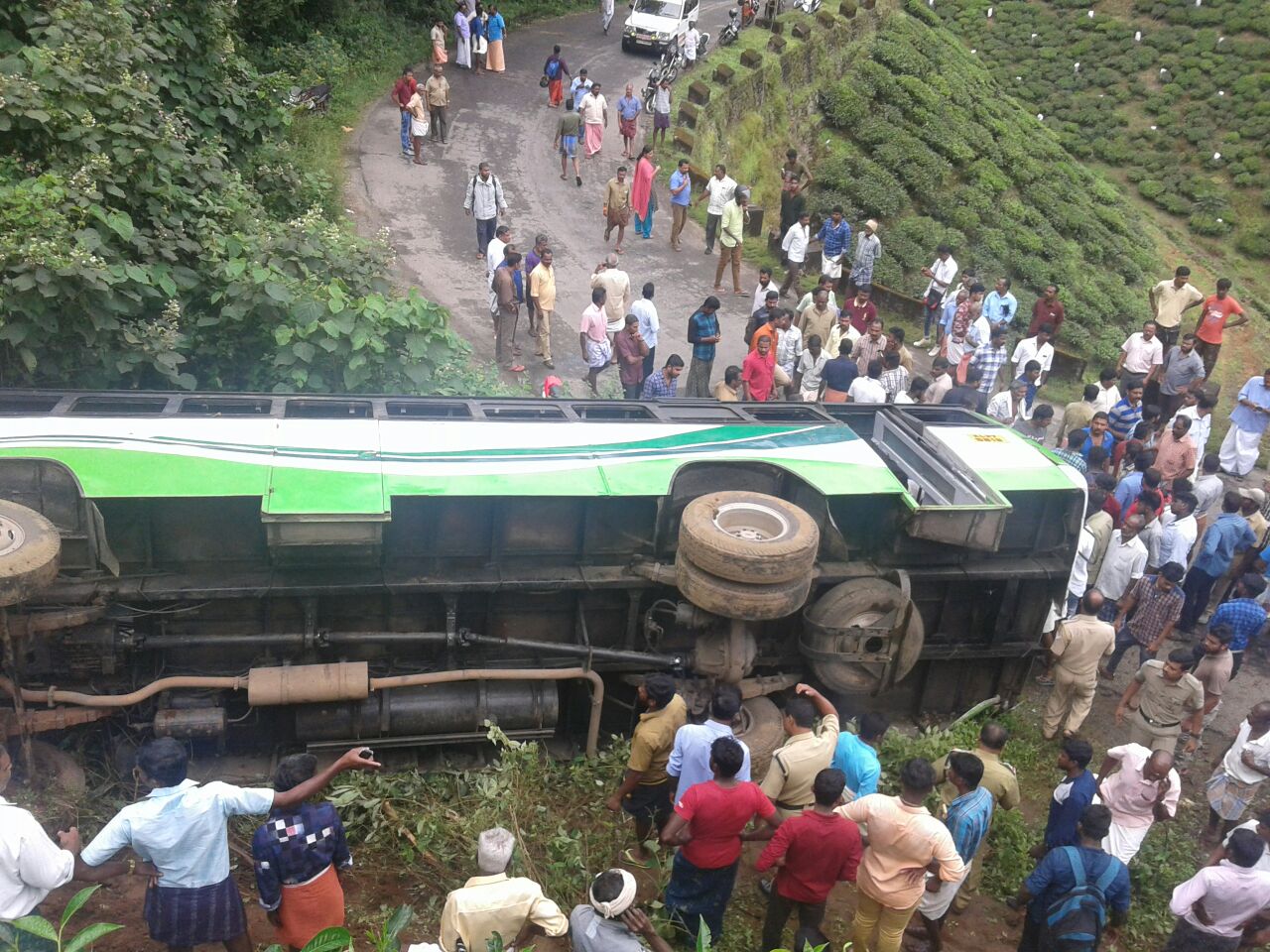 bus accident at idukki 30 injured