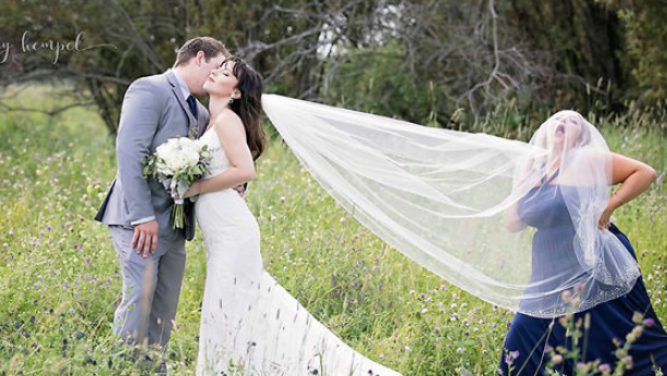 funny bridesmaid photo