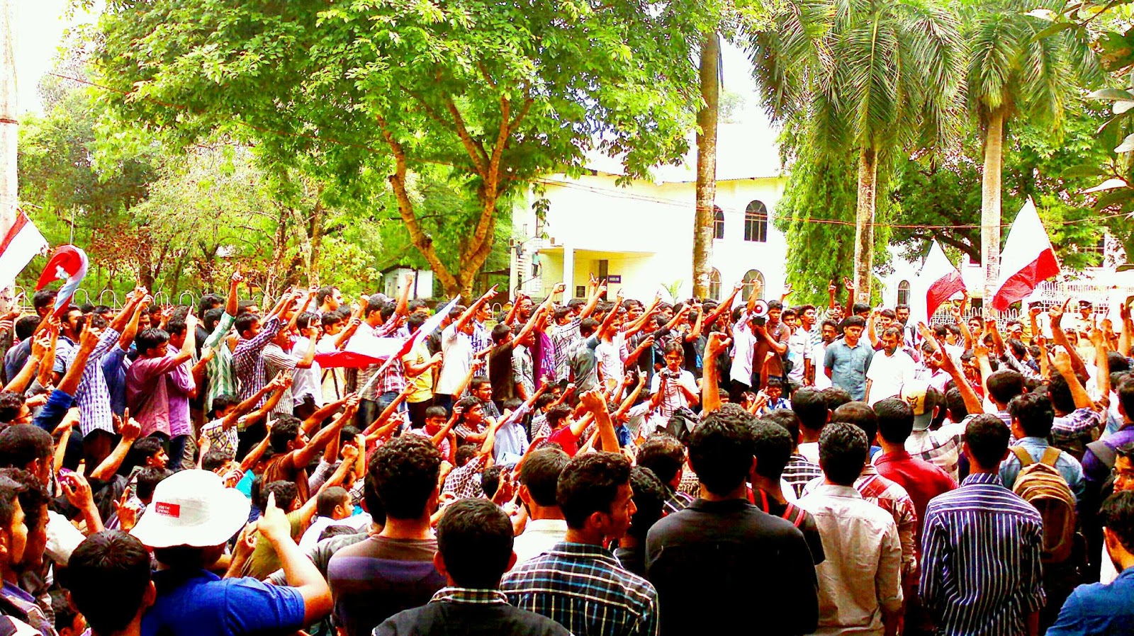 can have student politics in colleges