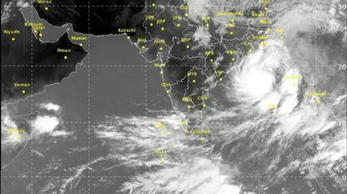 guidelines to be followed by public under okhi cyclone threat
