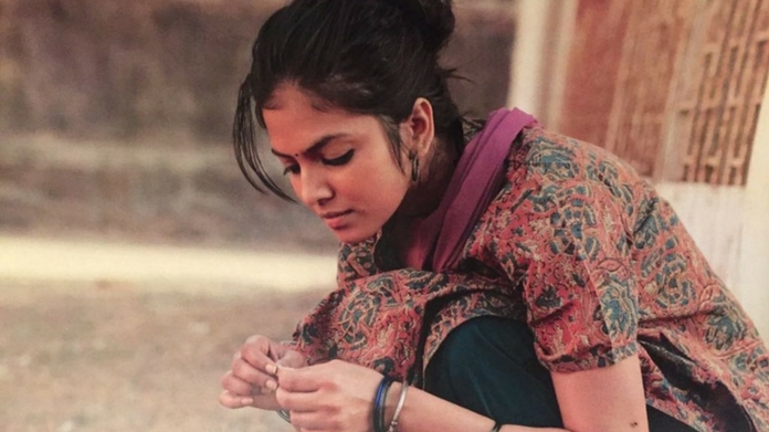 majid Majidi , beyond the clouds, malavika mohanan