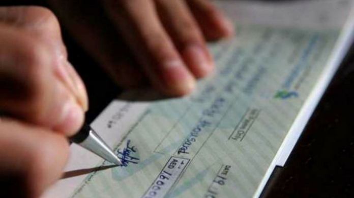 modi govt plans to ban cheque books too