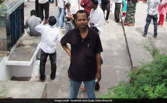 journalist shot dead at tripura