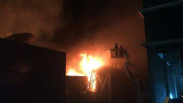 Massive Fire in Mumbai's Kamala Mills Building