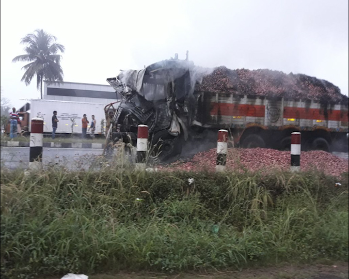 lorry accident in thrissur killed one