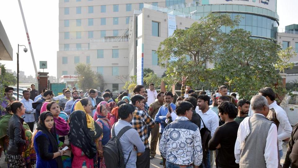 two doctors suspended After declaring dead newborn who was alive