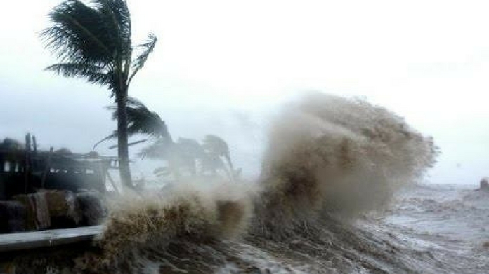 okhi cyclone 417 people saved state to make pm understand bout the loss during ockhi