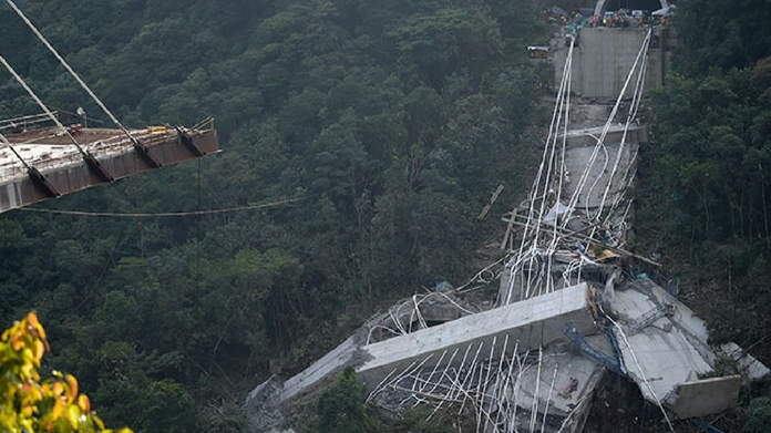 colombia bridge collapsed