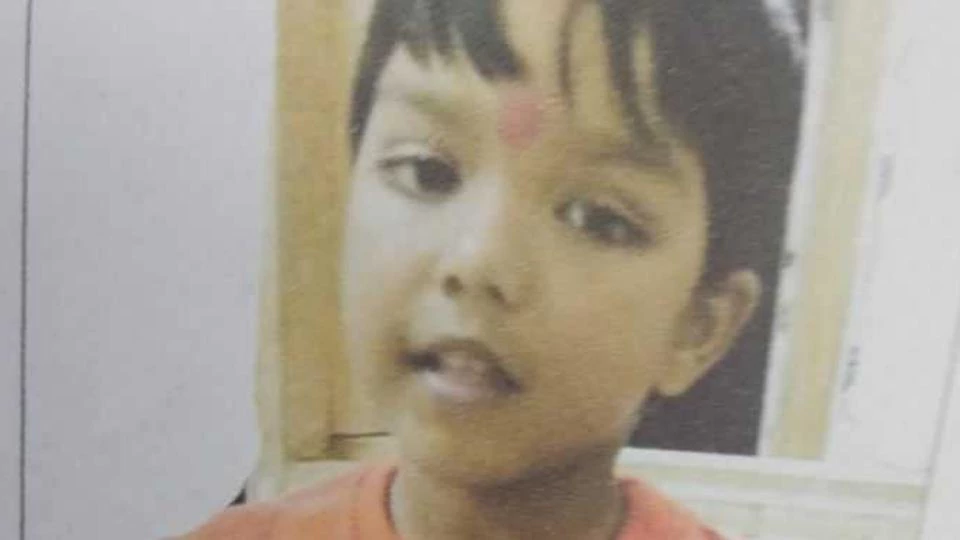 7 year old corpse found in suitcase