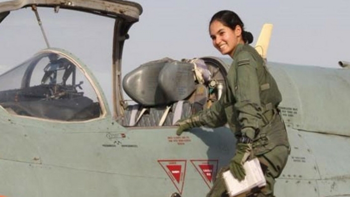 avani chaturvedi first indian woman to fly fighter aircraft