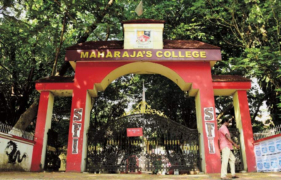 maharajas college