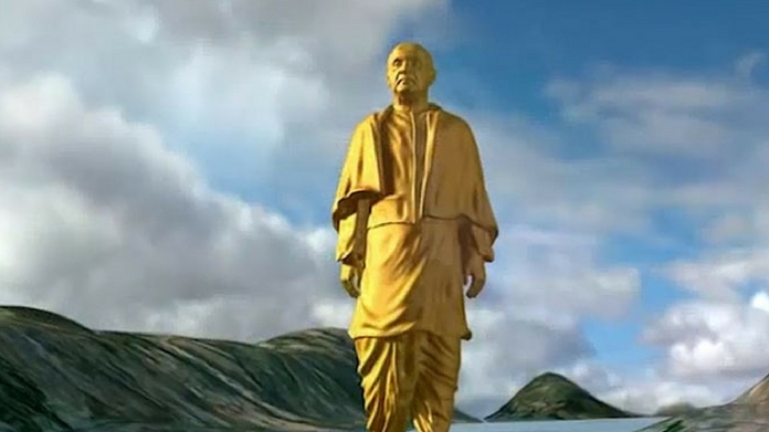 statue