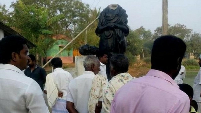 periyar statue