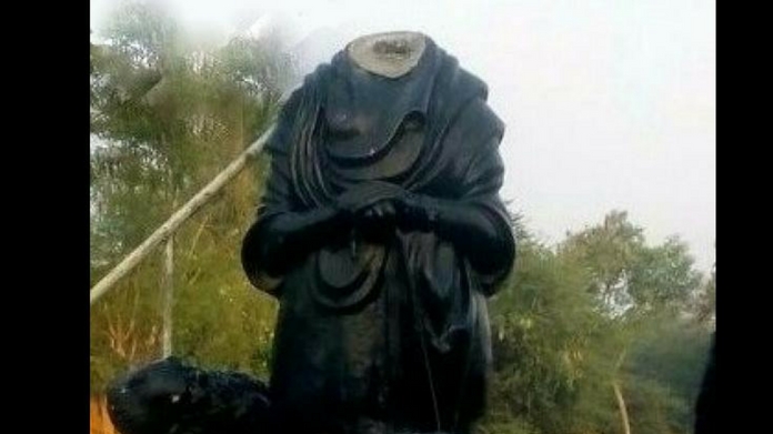 periyar statue