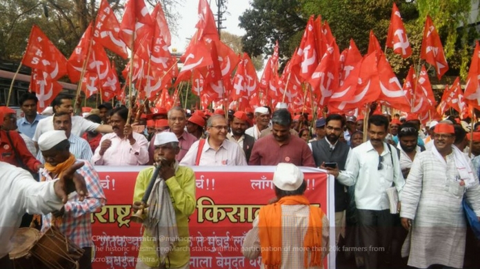 thousands of farmers takes part in long march