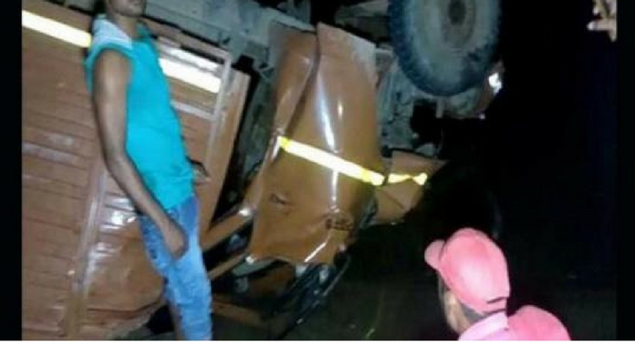 21 dead in truck accident at madhya pradesh