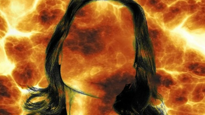 girl burnt alive in uttar pradesh