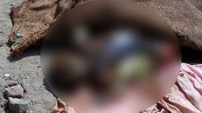 newborn baby deadbody
