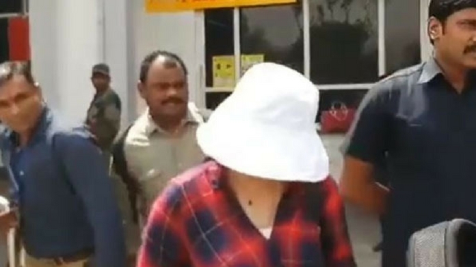 the actress who visited salman khan in jail