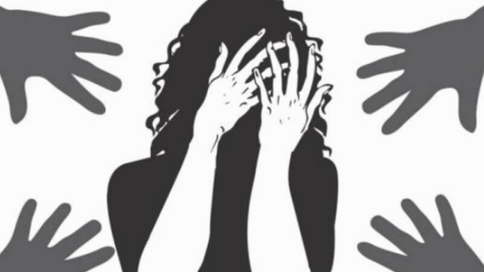 5 women gang raped on gun point