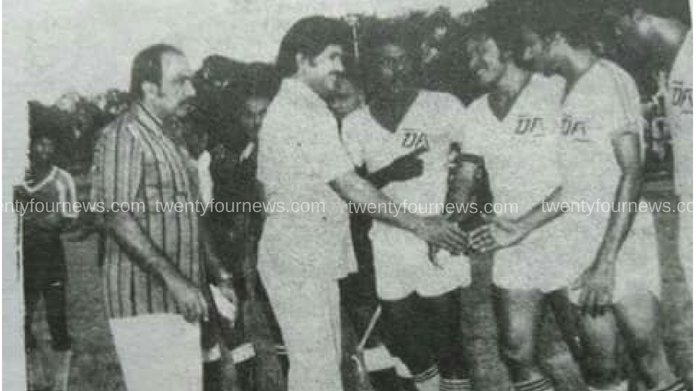 actor jayan with football players