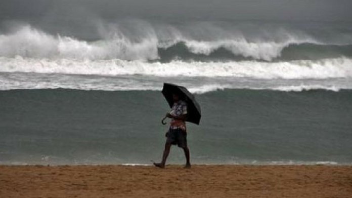 chances of heavy wind in kerala lakshadweep coastal area