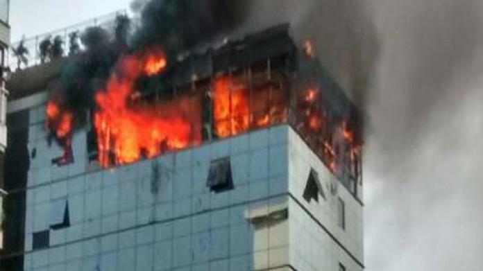 major fire in mumbais multi storeyed building