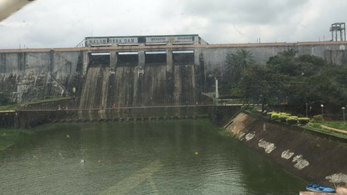 malambuzha dam filled due to heavy rain