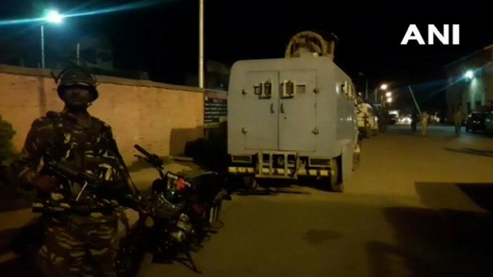 three crpf jawans injured in grenade attack