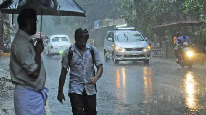 chances of heavy rain in 10 districts of kerala