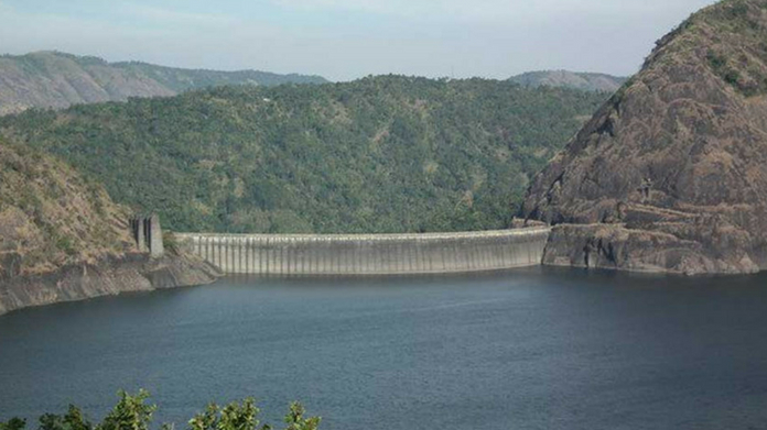 idukki dam water level rose to 2395.88