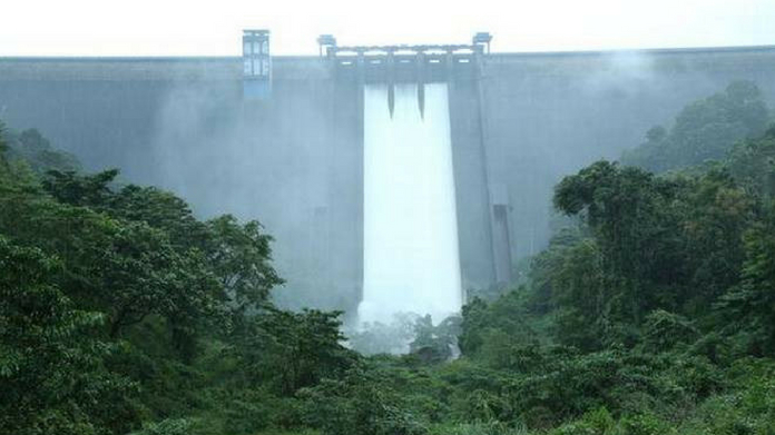 upto 700 cumecs water may be released from cheruthoni dam