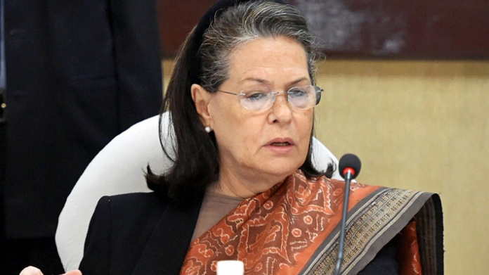 sonia gandhi gets award