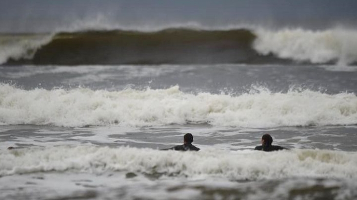 chances of heavy tide in kerala coasts